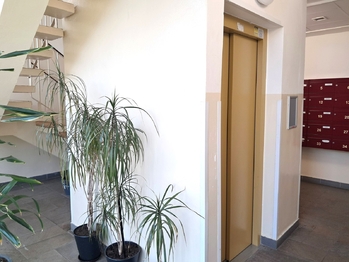 Pronájem bytu 4+kk v osobním vlastnictví 63 m², Praha 4 - Nusle