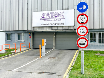 Prodej garážového stání, Praha 4 - Podolí