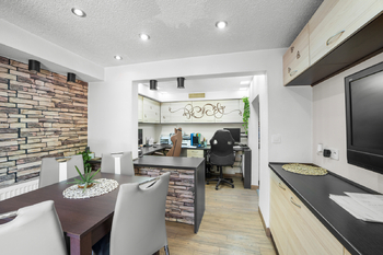 Pracovna, kancelář či pokoj pro hosty s dostatkem soukromí - Prodej chaty / chalupy 138 m², Hradištko