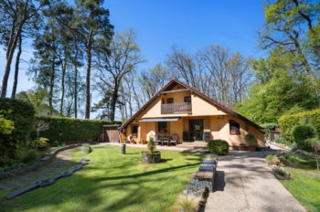 Chata v Kersku v prodeji s krásnou zahradou - Prodej chaty / chalupy 138 m², Hradištko