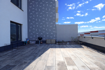 Terasa - Prodej bytu 2+kk v družstevním vlastnictví 61 m², Praha 10 - Štěrboholy