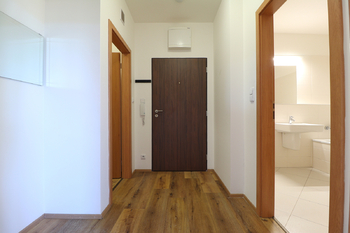 Chodba - Prodej bytu 2+kk v družstevním vlastnictví 61 m², Praha 10 - Štěrboholy