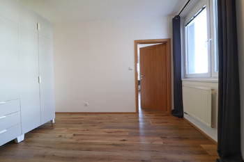 Ložnice - Prodej bytu 2+kk v družstevním vlastnictví 61 m², Praha 10 - Štěrboholy