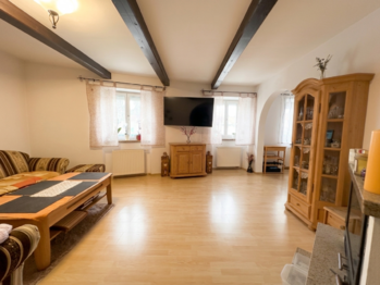 Obývací pokoj - Pronájem bytu 3+kk v osobním vlastnictví 70 m², Husinec