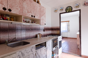 Ještě jedna kuchyně je v domě - Prodej domu 150 m², Chodouň