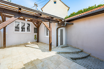 Prodej domu 70 m², Hostivice