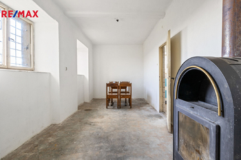 Prodej obchodních prostor 129 m², Milín