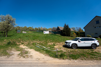 Prodej pozemku 8856 m², Košíky