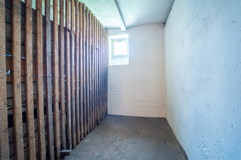 Sklep v suterénu domu č. 2 - Prodej bytu 2+1 v osobním vlastnictví 55 m², Kolín