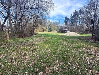 Prodej pozemku 1923 m², Lázně Bohdaneč