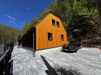 Prodej domu 120 m², Hrob