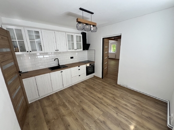 Prodej chaty / chalupy 120 m², Hrob
