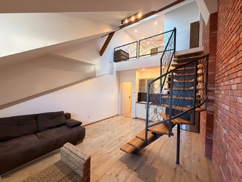 Pronájem bytu 2+kk v osobním vlastnictví 45 m², Beroun