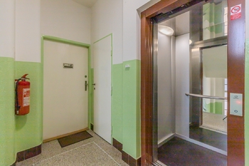 Prodej bytu 2+1 v osobním vlastnictví 93 m², Praha 3 - Vinohrady