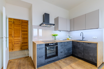 Prodej bytu 2+kk v osobním vlastnictví 60 m², Praha 3 - Vinohrady