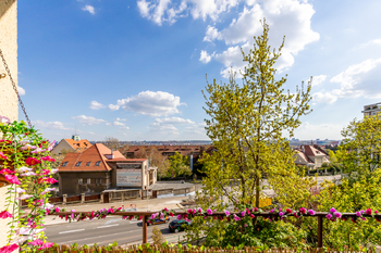 Prodej bytu 2+kk v osobním vlastnictví 60 m², Praha 3 - Vinohrady