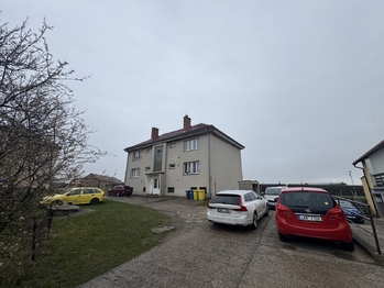 Prodej nájemního domu 240 m², Milčice