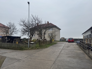 Prodej nájemního domu 240 m², Milčice