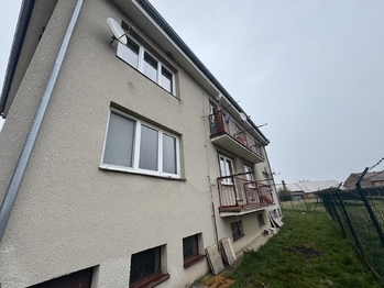 Prodej nájemního domu 240 m², Milčice