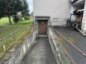 Prodej nájemního domu 767 m², Vlkava