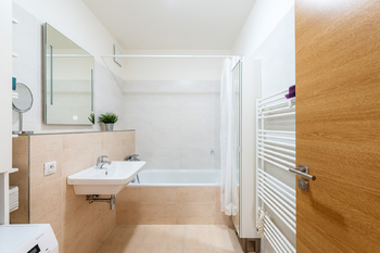 Pronájem bytu 2+kk v osobním vlastnictví 55 m², Praha 9 - Vysočany