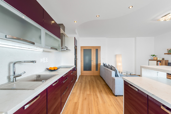 Pronájem bytu 2+kk v osobním vlastnictví 55 m², Praha 9 - Vysočany