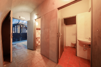 Prodej obchodních prostor 253 m², Cheb