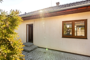 vstup - Prodej domu 114 m², Zvíkov