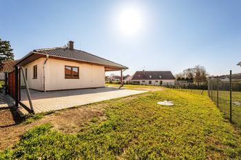 Prodej domu 114 m², Zvíkov