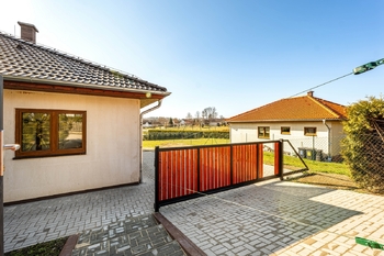 Prodej domu 114 m², Zvíkov