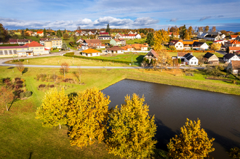 okolí - Prodej domu 114 m², Zvíkov