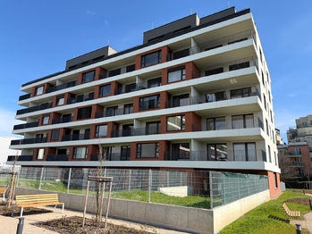 Pronájem bytu 2+kk v osobním vlastnictví 55 m², Praha 9 - Vysočany