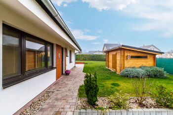 Pronájem domu 105 m², Všechlapy