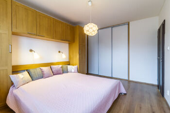 Pronájem domu 105 m², Všechlapy