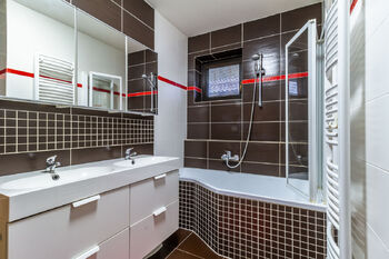 Pronájem domu 105 m², Všechlapy