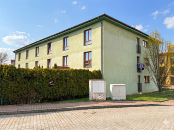 Pronájem bytu 1+kk v družstevním vlastnictví 31 m², Hostivice