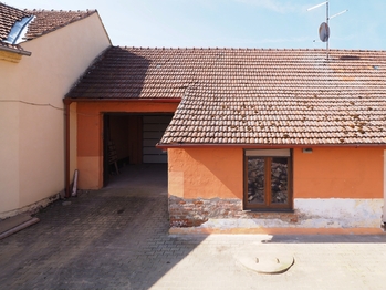 Prodej domu 232 m², Odrovice