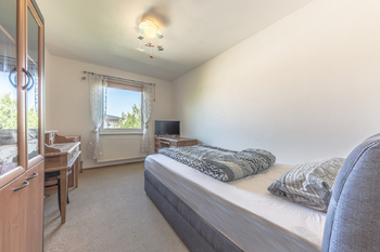 Pokoj - Prodej bytu 4+kk v osobním vlastnictví 83 m², Praha 9 - Čakovice