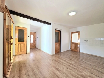 Prodej domu 302 m², Nepomyšl