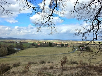 pohled na městys - Prodej domu 302 m², Nepomyšl