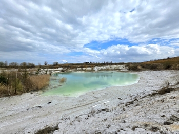 zatopený kaolinový důl - Prodej domu 302 m², Nepomyšl