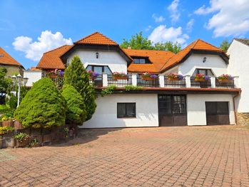 Prodej domu 302 m², Nepomyšl