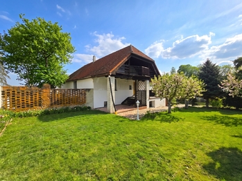 Prodej domu 302 m², Nepomyšl