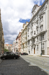 Pohled na dům - Pronájem bytu 4+kk v osobním vlastnictví 164 m², Praha 2 - Nové Město