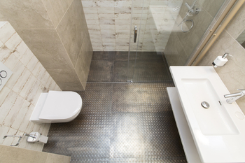 Koupelna 2 - Pronájem bytu 4+kk v osobním vlastnictví 164 m², Praha 2 - Nové Město