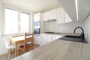 Pronájem bytu 3+1 v osobním vlastnictví 71 m², Brno