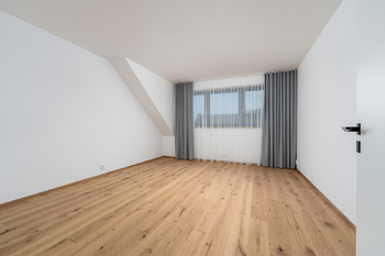 2. pokoj - Prodej bytu 4+kk v osobním vlastnictví 134 m², České Budějovice