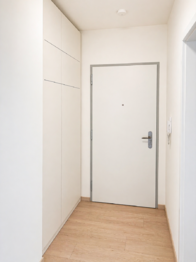 chodba - Pronájem bytu 1+kk v osobním vlastnictví 39 m², Praha 9 - Vysočany