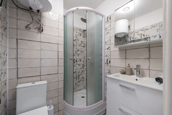 Pronájem bytu 1+1 v osobním vlastnictví 32 m², Mníšek pod Brdy