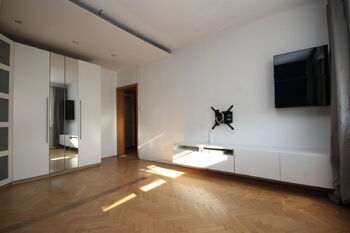 Pronájem bytu 2+1 v družstevním vlastnictví 53 m², Praha 10 - Malešice